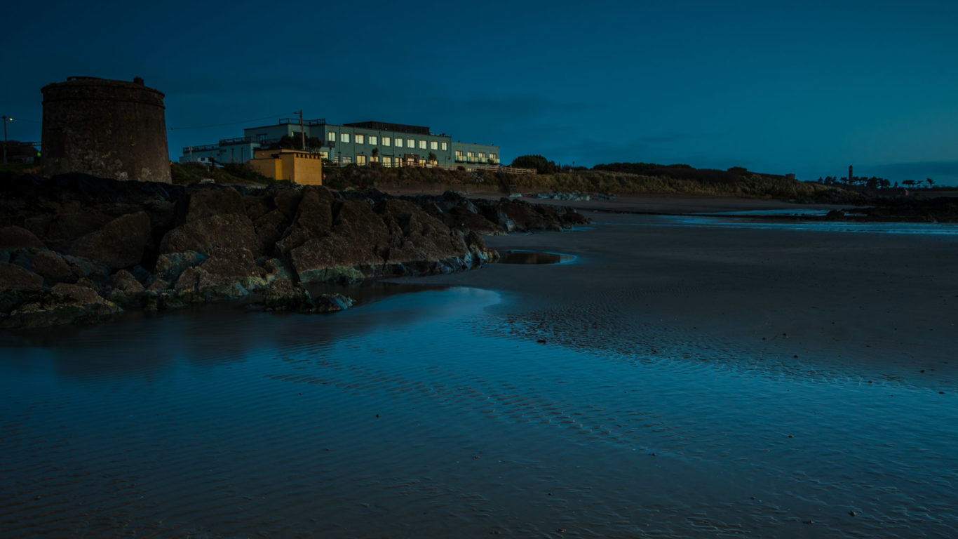 Shoreline Hotel